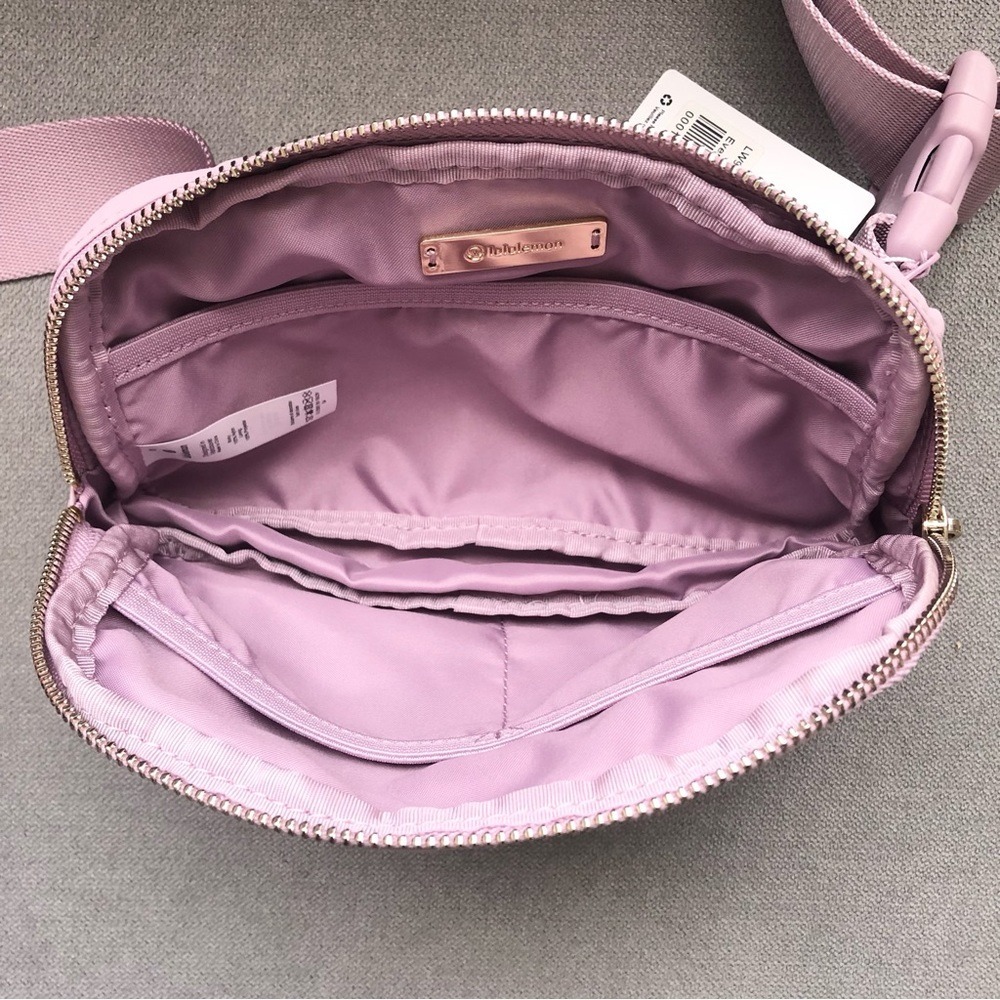Lululemon Everywhere Belt Bag *1L Antoinette - Picture 9 of 13